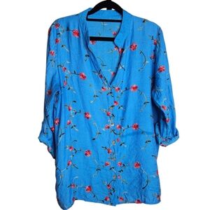 Kindred Blue Floral Button Front Blouse, Size Unknown (Fits M/L), GUC